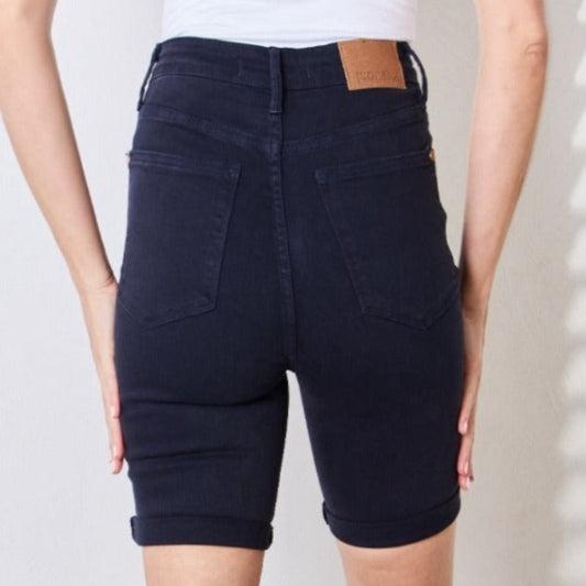 Discover comfort & style with Judy Blue's High Waist Tummy Control Bermuda Shorts, perfect for full-size figures seeking a flattering fit.