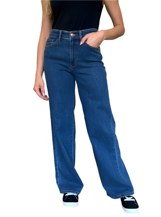 Classic high rise straight leg jeans in medium wash