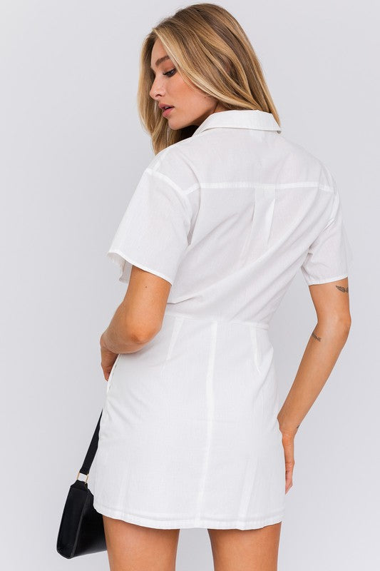 Casual white shirt dress with collar and short sleeves