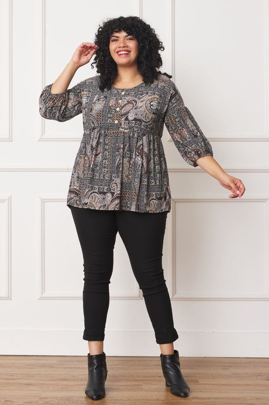 Patchwork peasant blouse with comfortable 3/4 sleeves