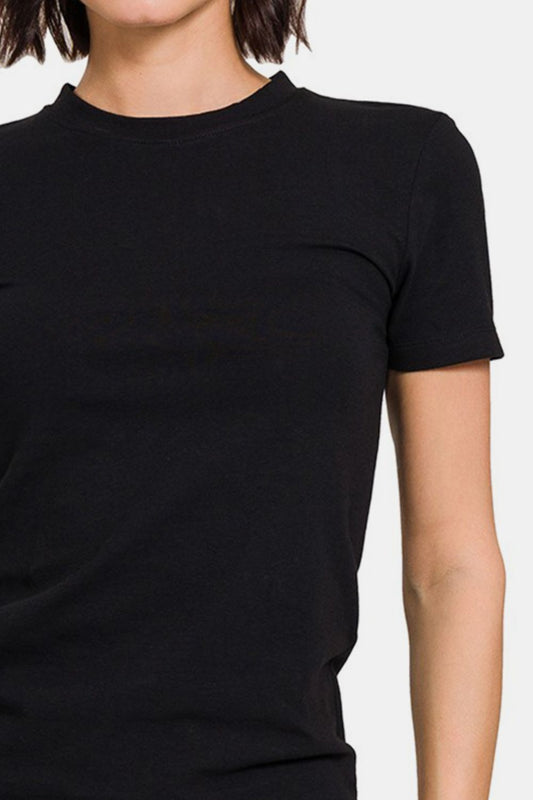 Classic black crew neck t-shirt with short sleeves