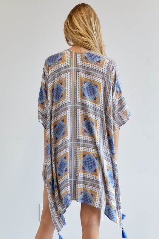 Lightweight geometric pattern kimono with tassels in yellow and blue