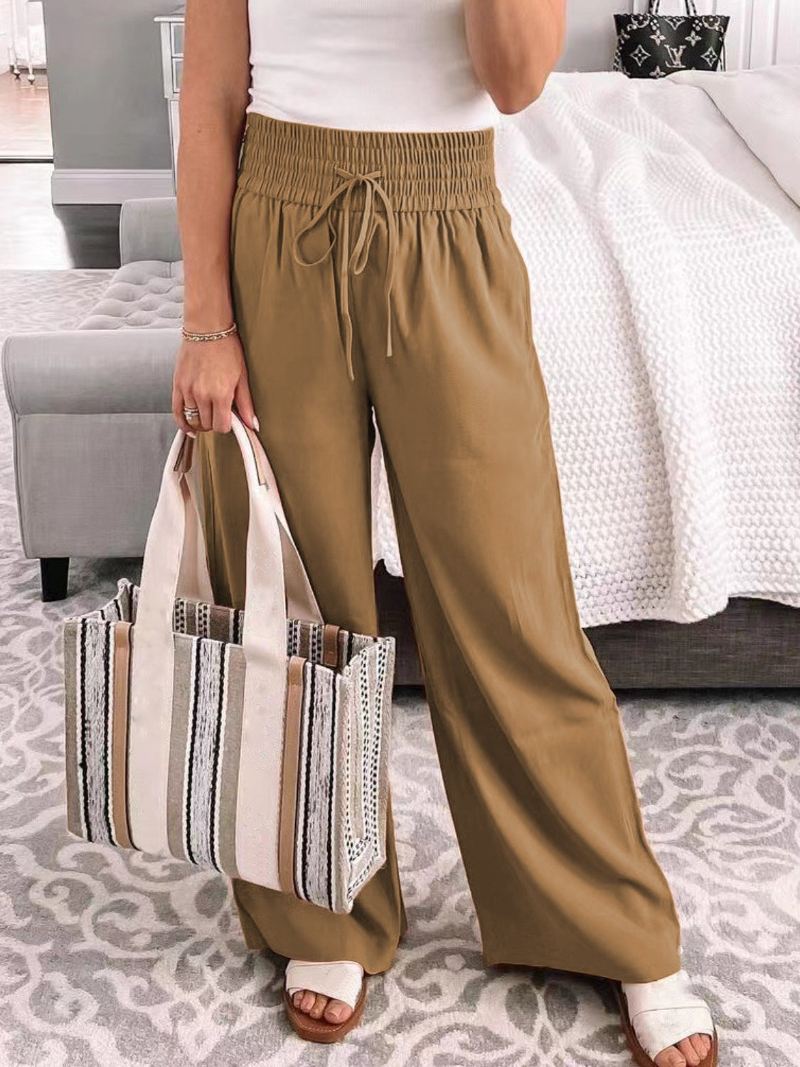 Stylish wide-leg pants perfect for casual wear, available in various colors.