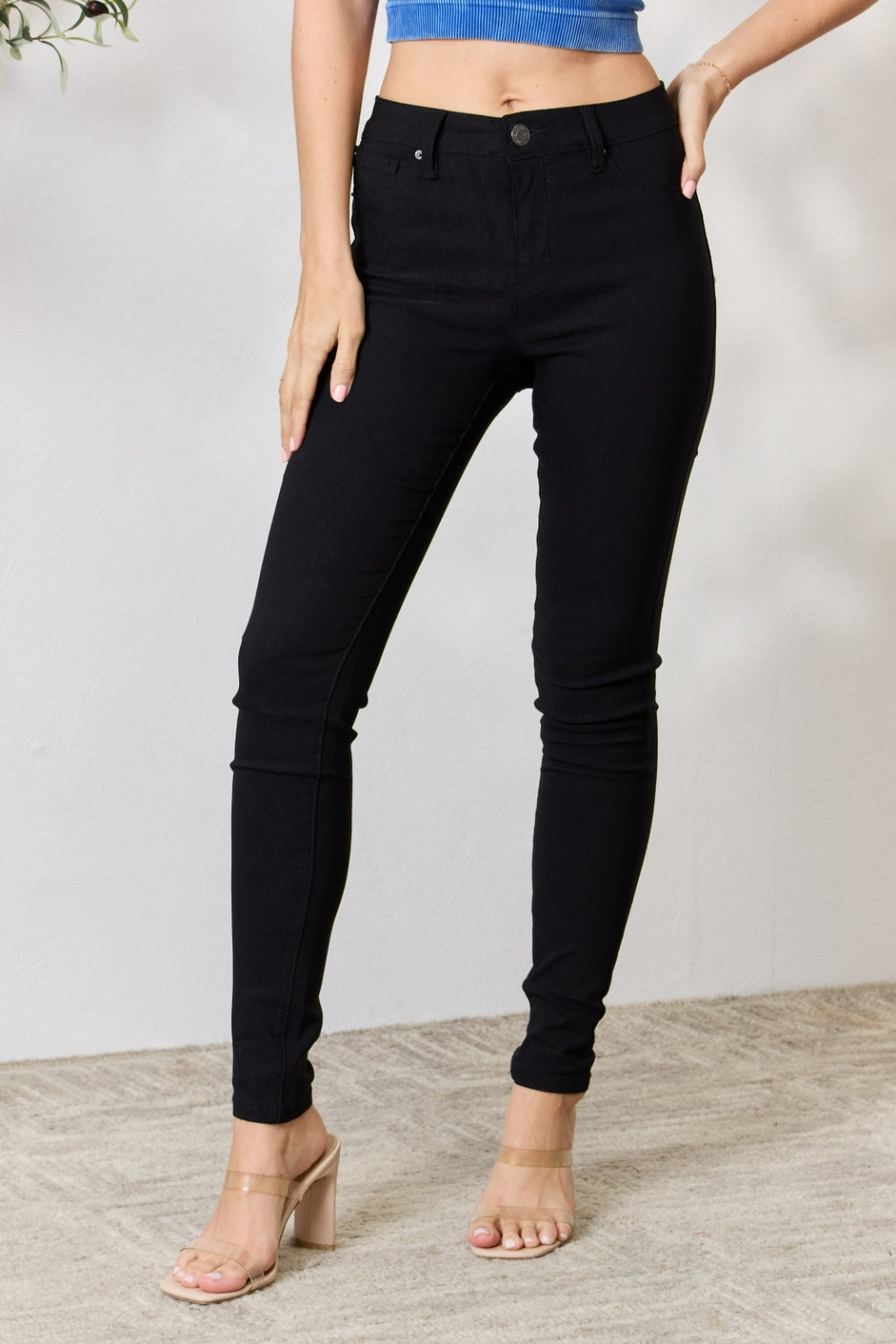 Experience luxury with YMI's Hyperstretch Skinny Jeans - perfect stretch, comfort, and style for every occasion.