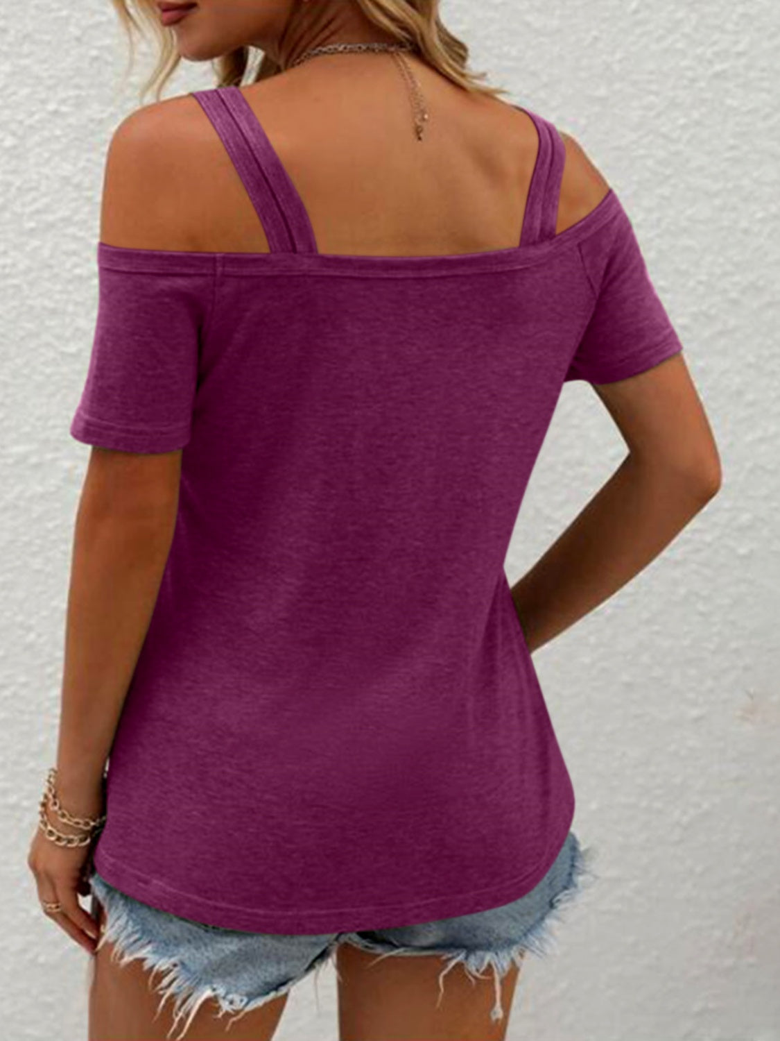 Double shoulder strap short sleeve t-shirt