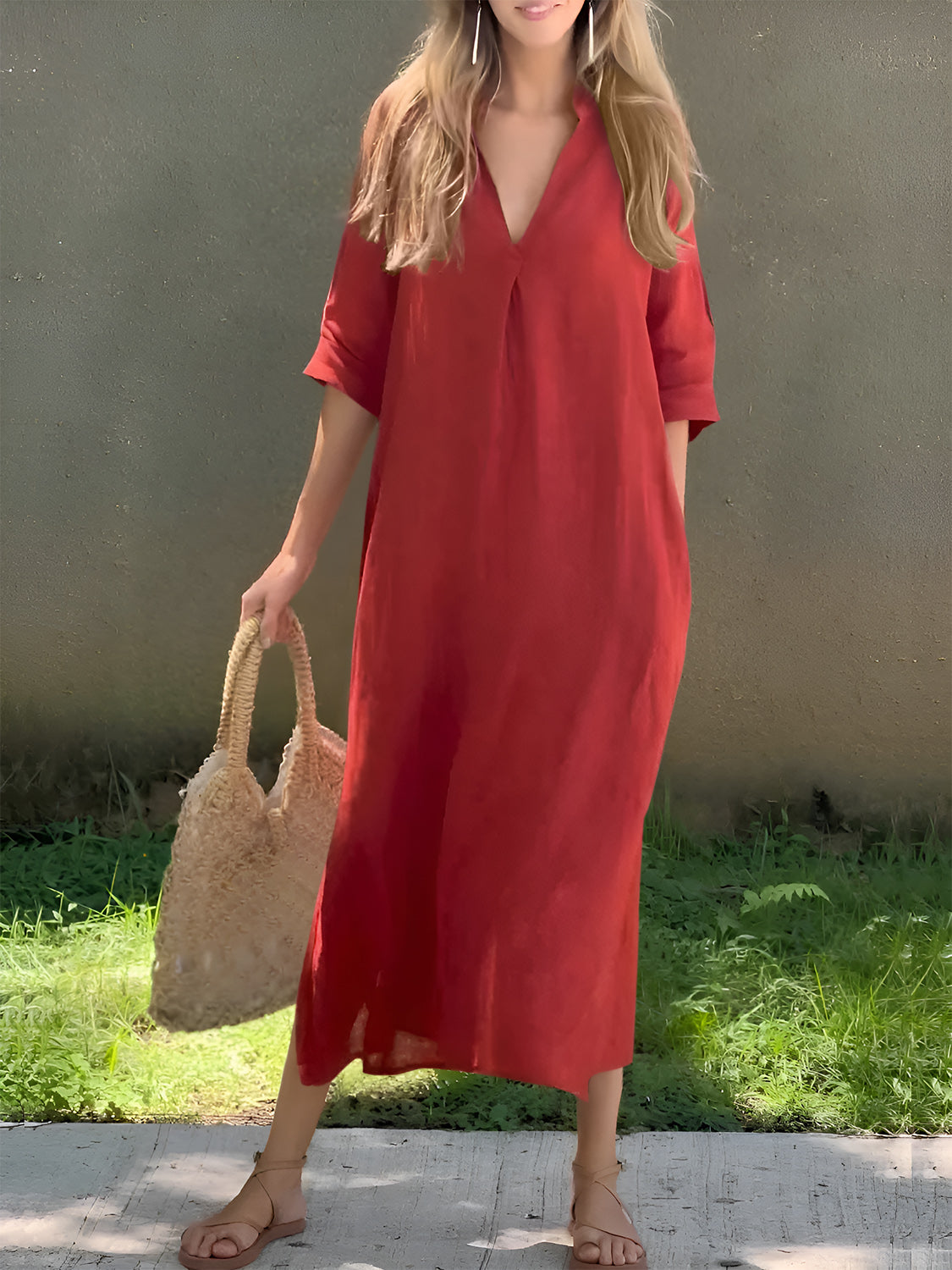 Comfortable and elegant red maxi dress with a V-neckline.