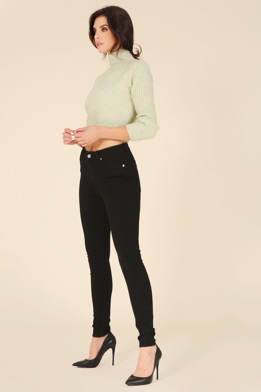 Women's Lilou black stretch skinny jeans in high-quality fabric.