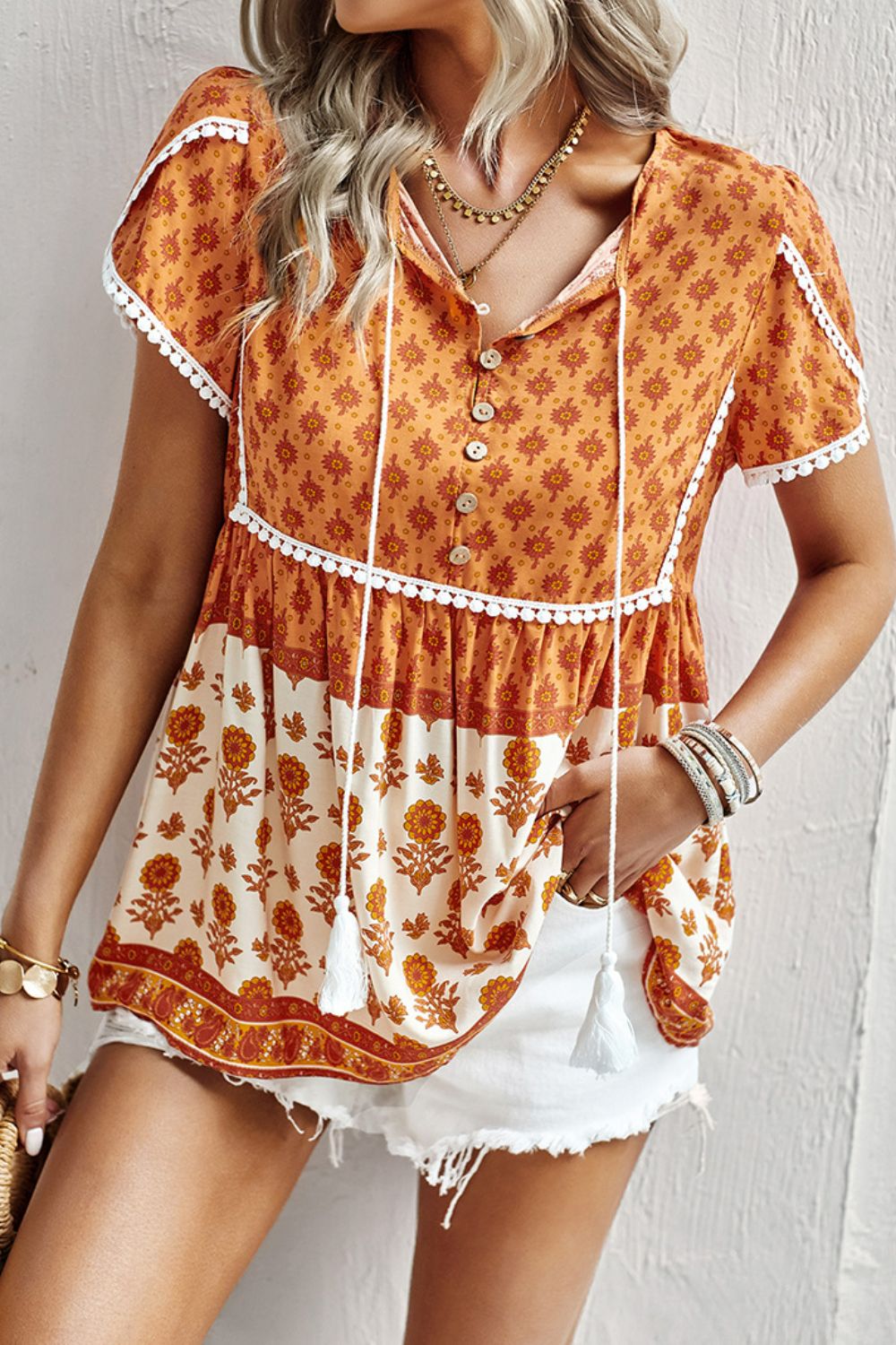 Colorful floral print babydoll blouse with relaxed fit