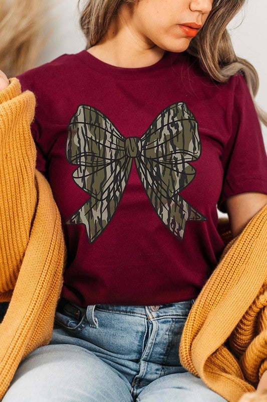 Front view of maroon camo bow graphic tee with short sleeves.
