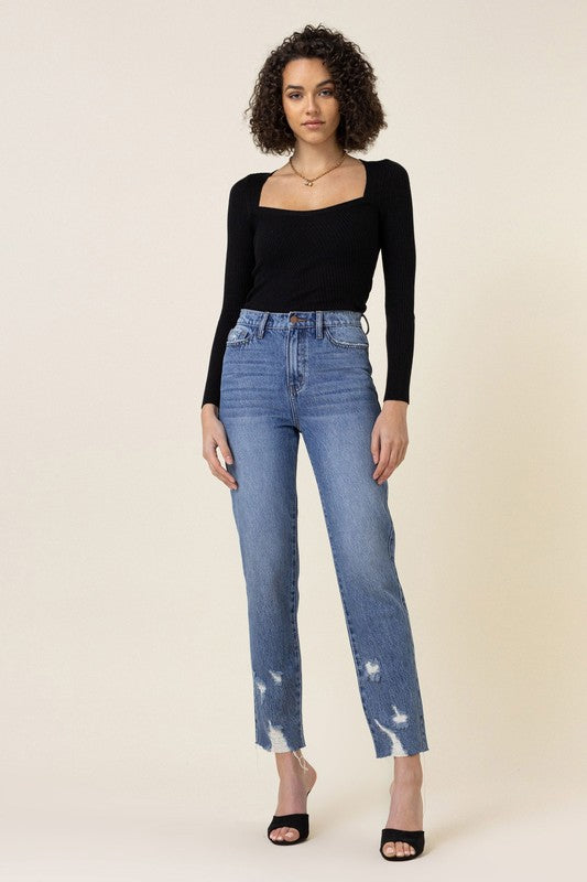 Casual slim fit jeans with high-rise waist by Vibrant M.i.U
