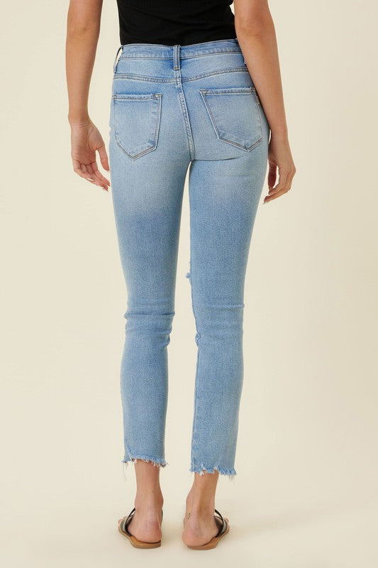 Edgy frayed hem jeans for casual wear
