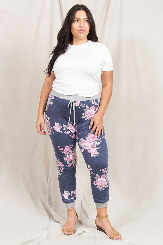 Relaxed fit plus size women’s sweatpants with cuffed ankles
