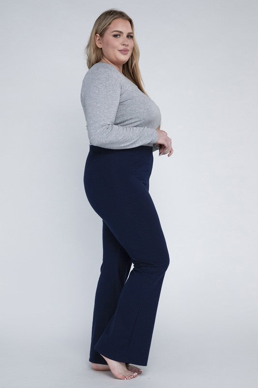 Comfortable navy flare pants made from stretchy fabric.
