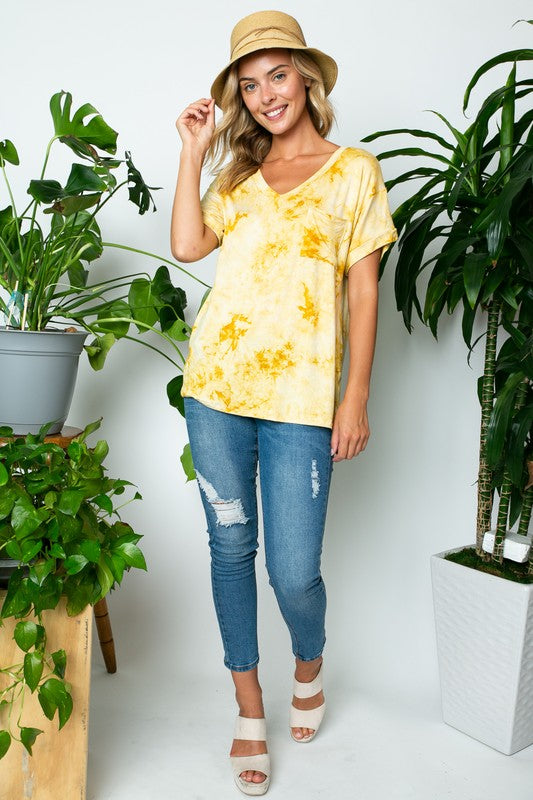 Breathable yellow tie-dye plus size V-neck tee