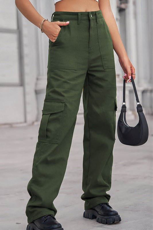 Fashionable green cargo jeans with a comfortable fit by BAEFUL.