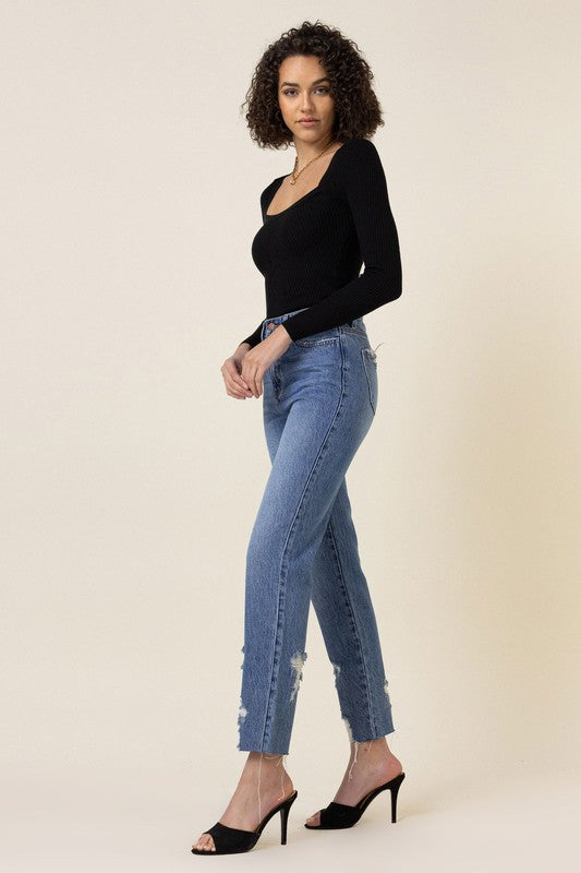 Flattering high waisted jeans with chic design by Vibrant M.i.U
