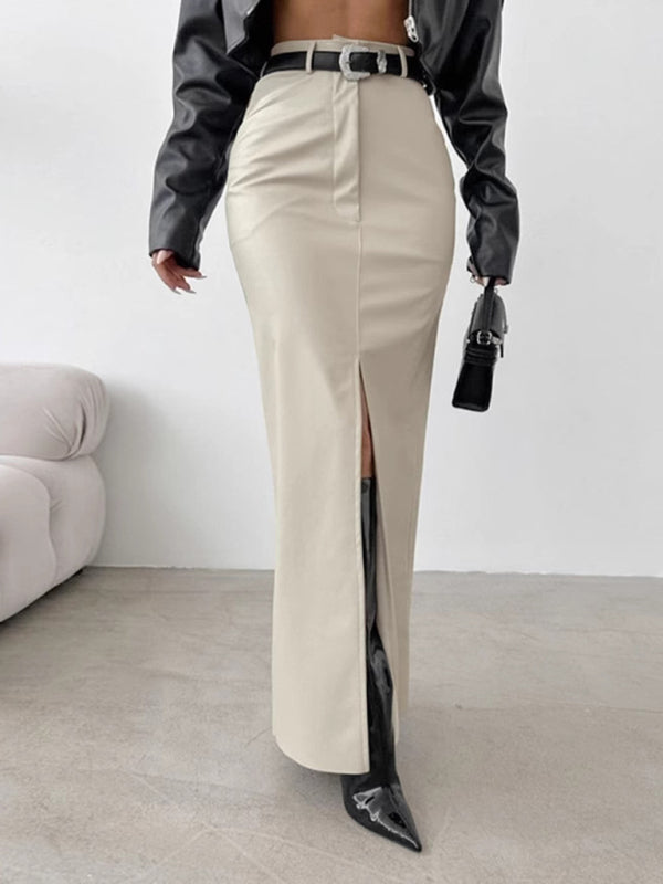 Ivory leather-look maxi skirt with high waist and slit detail.
