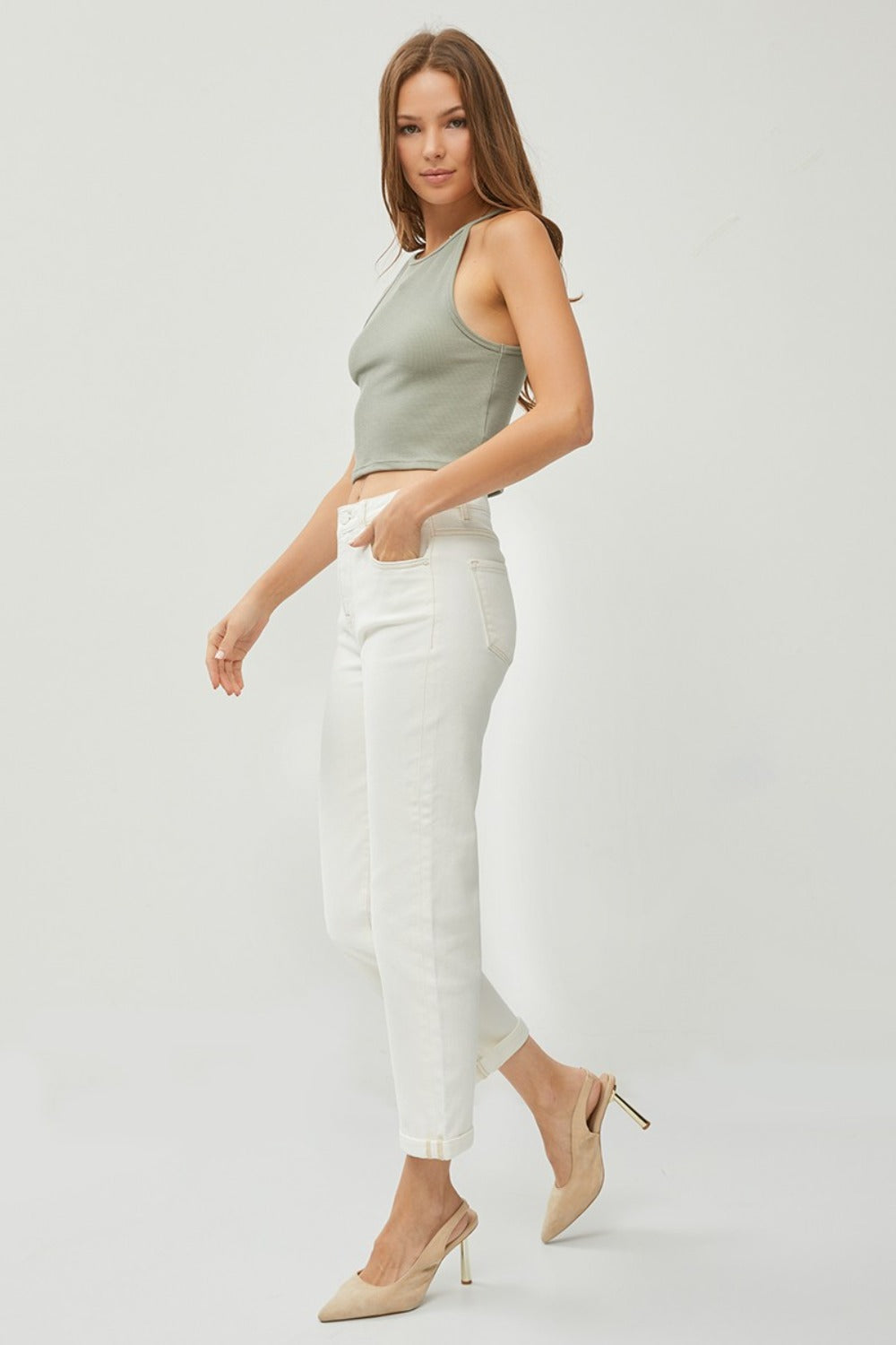 RISEN high-waisted jeans in ivory designed for comfort and style





