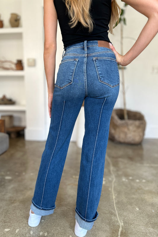 High waist Judy Blue straight jeans with front seam detailing.