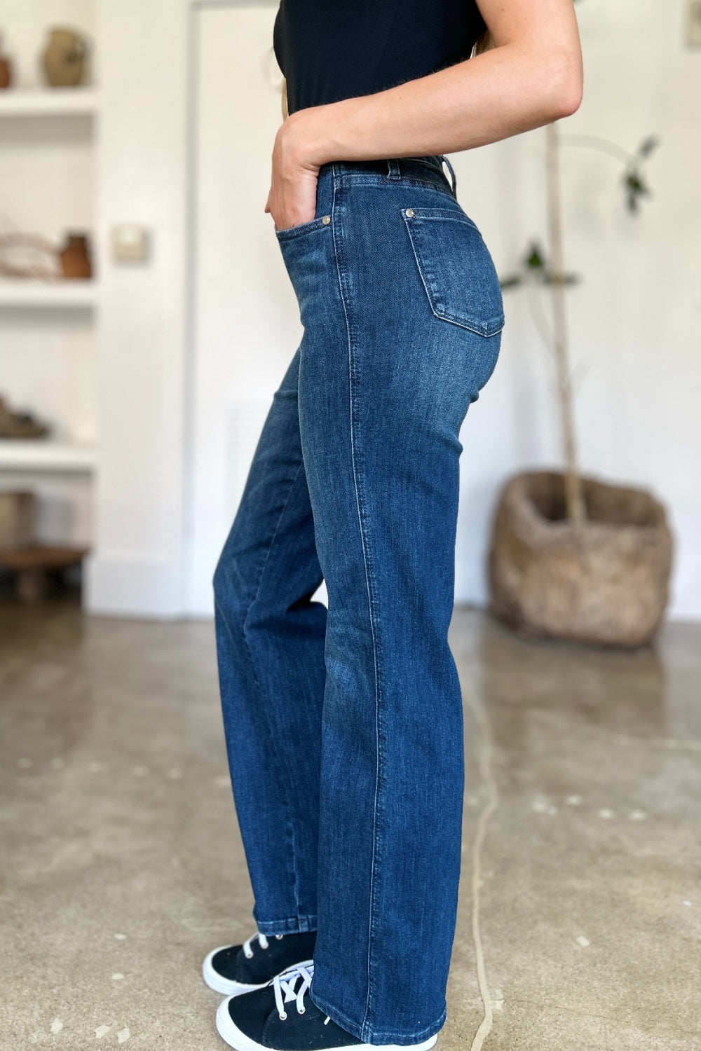 Side view of Judy Blue Tummy Control Straight Jeans showcasing the straight leg cut.