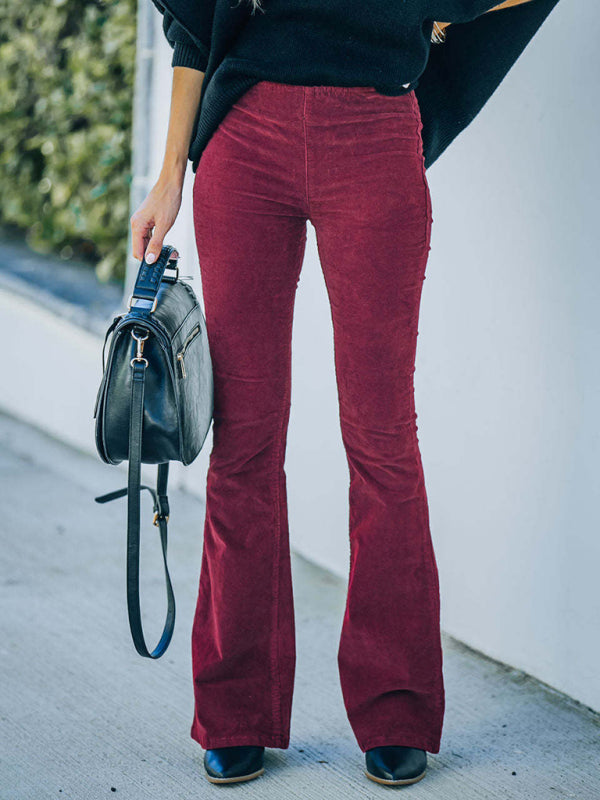 Lightweight wine corduroy pants with an elegant and comfortable design.
