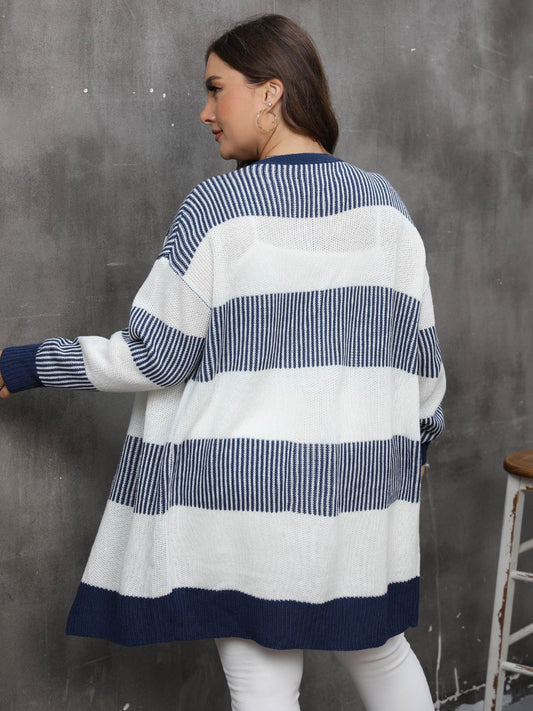 Relaxed-fit plus-size cardigan with bold stripes and ribbed hems.
