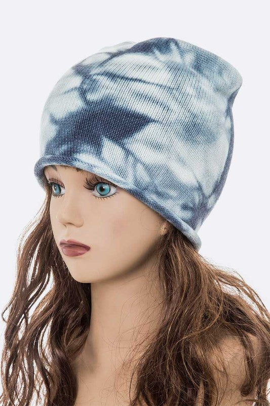 Comfortable cotton beanie with gray and white tie dye design

