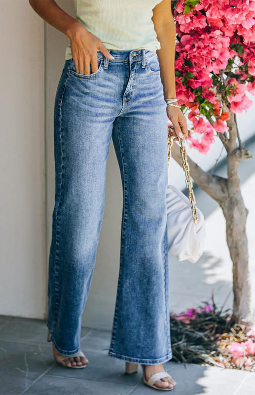 Stylish mid-waist jeans for casual wear
