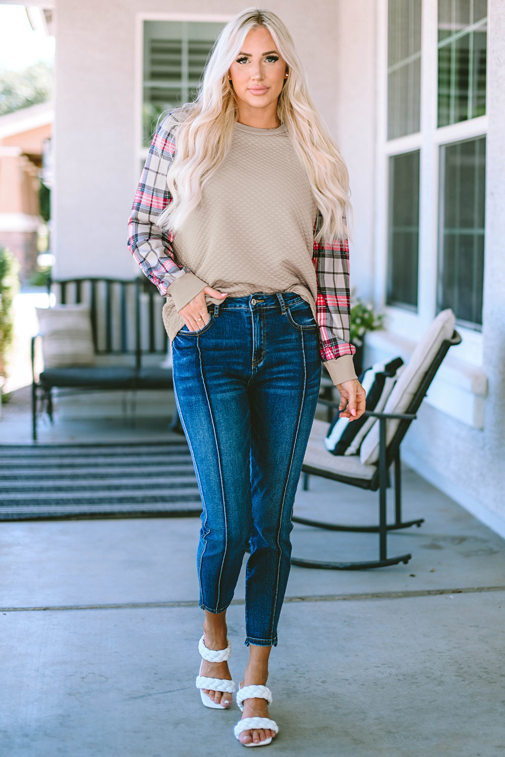 Trendy Plaid Sweatshirt with Quilted Body