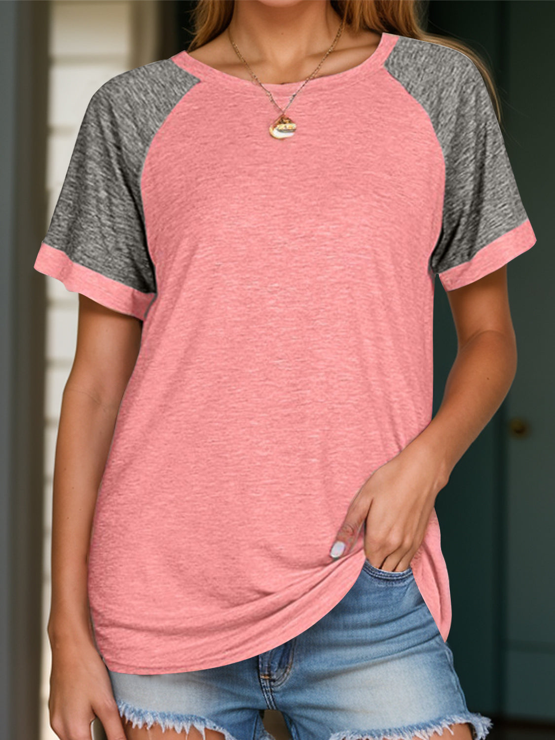 Color Block Raglan Sleeve Tee