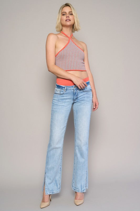 Trendy low-rise straight-leg denim perfect for casual wear.