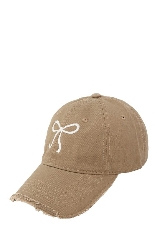 Washed finish khaki cap with embroidered ribbon
