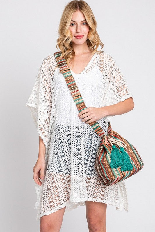 Women’s boho bucket bag featuring a colorful design with secure inner zip pocket.
